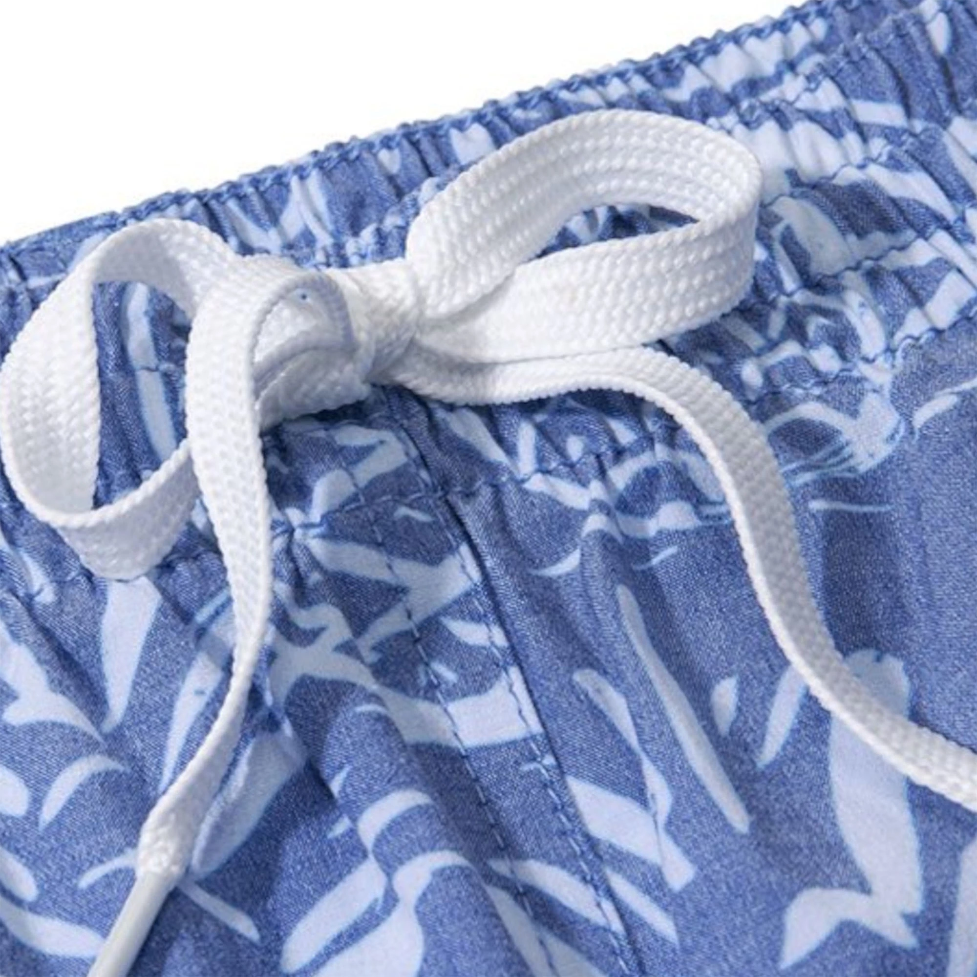 Chubbies Mens The Thigh-Napples 5.5" Swim Trunks - Image 2